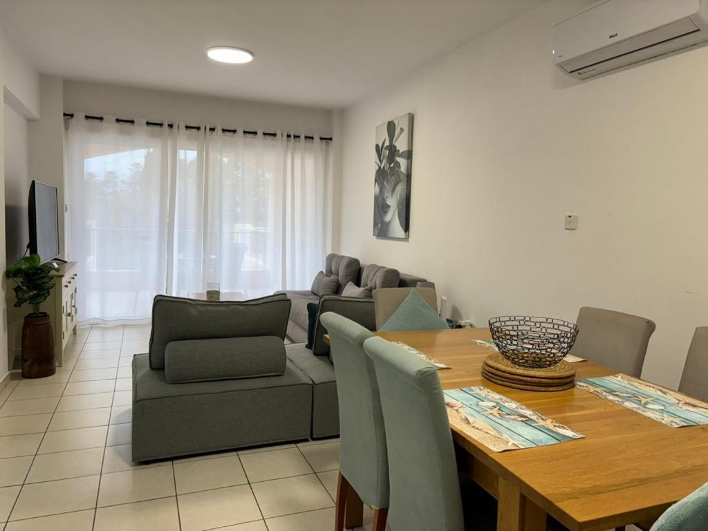 Cozy Apartment In Paphos Beautiful Complex Екстер'єр фото
